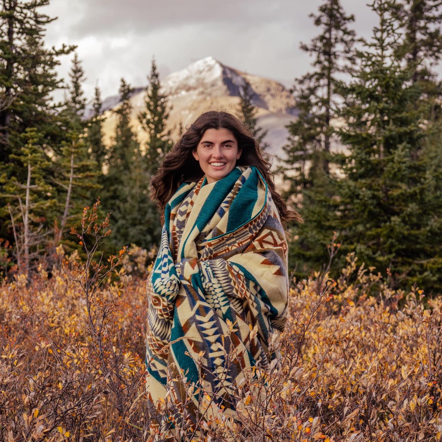 Alpaca blanket - Juneau - Art Andina - Alpaca wool blanket in Queen Size | Reversible Aztec Throw Blanket with Native Design | Southwestern Blanket Boho | Large wool Blanket