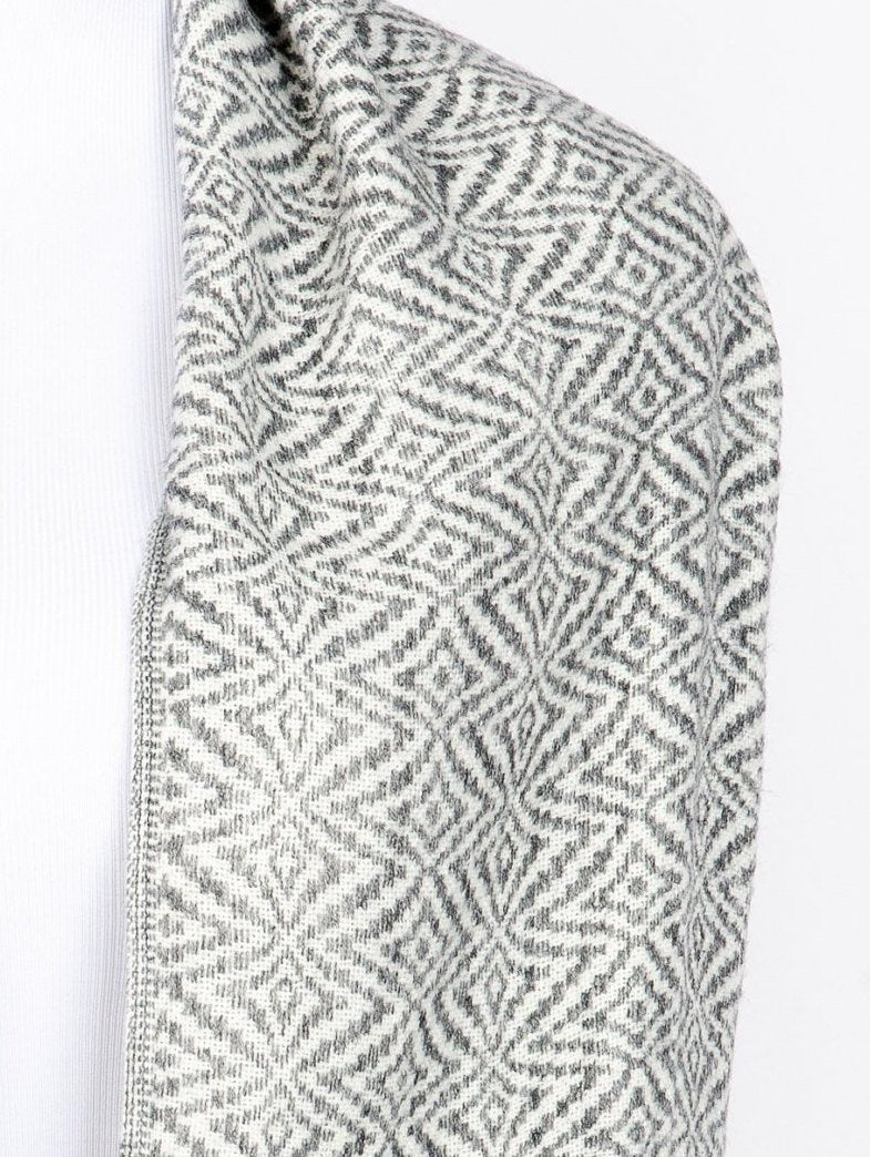 Alpaca Infinity scarf - Cream - Art Andina - White and grey Infinity scarf - White Knit Infinity Scarf - White Tube scarf - Hygge scarf - Loop scarf - Perfect Christmas gift -hygge