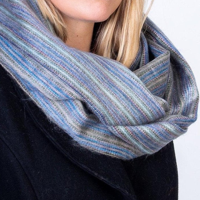 Alpaca Infinity scarf - Grey - Art Andina - Alpaca Infinity scarf - wool tube scarf- cozy oversized scarf - Tube scarf - Hygge scarf - Loop scarf - Warm knit - Boho infinity scarf -