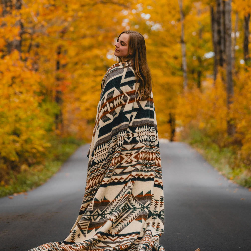 
                  
                    Alpaca Blanket - Oakland - Art Andina - Alpaca wool blanket in Queen Size | Reversible Aztec Throw Blanket with Native Design | Southwestern Blanket Boho | Large Navajo Blanket
                  
                