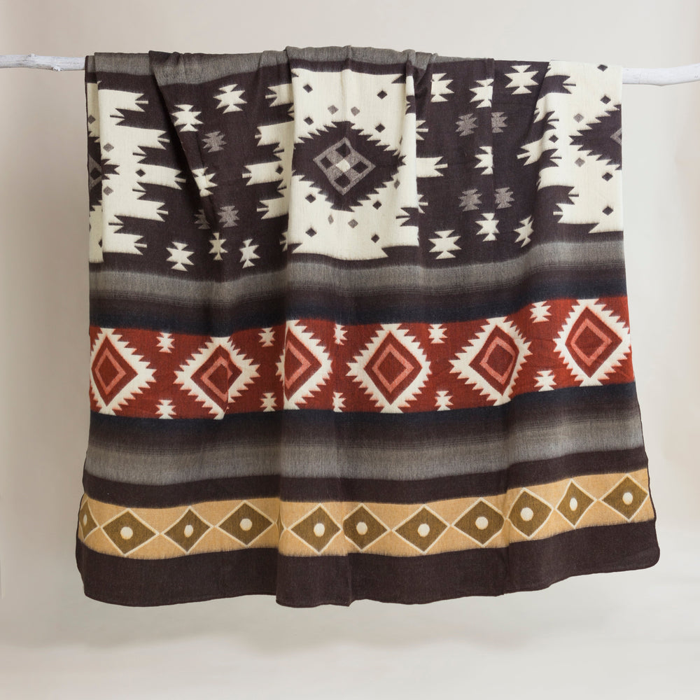 
                  
                    Alpaca blanket - Cotopaxi - Art Andina - Alpaca blanket - Cotopaxi
                  
                