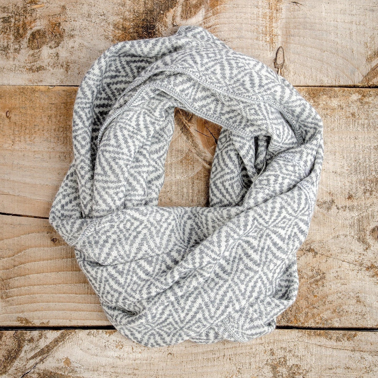 Alpaca Infinity scarf - Cream - Art Andina - White and grey Infinity scarf - White Knit Infinity Scarf - White Tube scarf - Hygge scarf - Loop scarf - Perfect Christmas gift -hygge