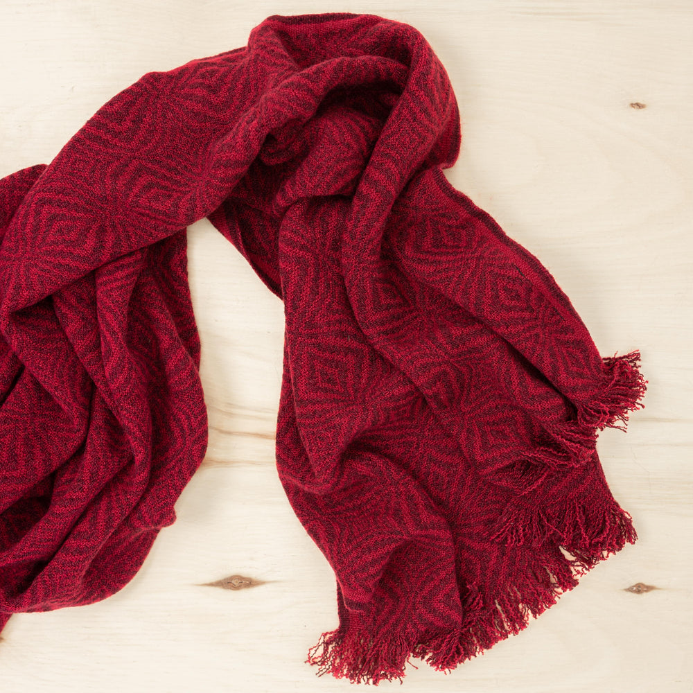 
                  
                    Alpaca wool boho scarf - Art Andina - Alpaca wool boho scarf
                  
                