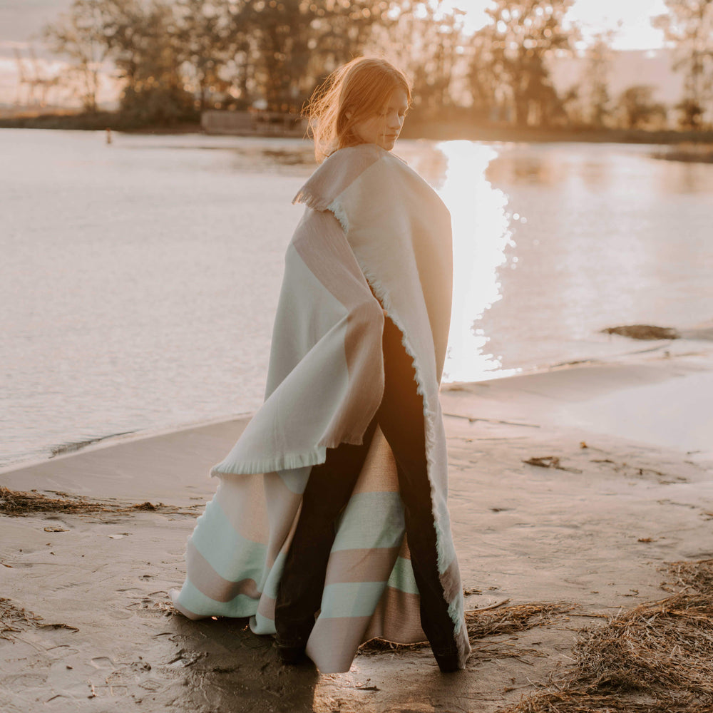 
                  
                    Reversible blanket - Verano - Art Andina - Reversible blanket - Verano
                  
                